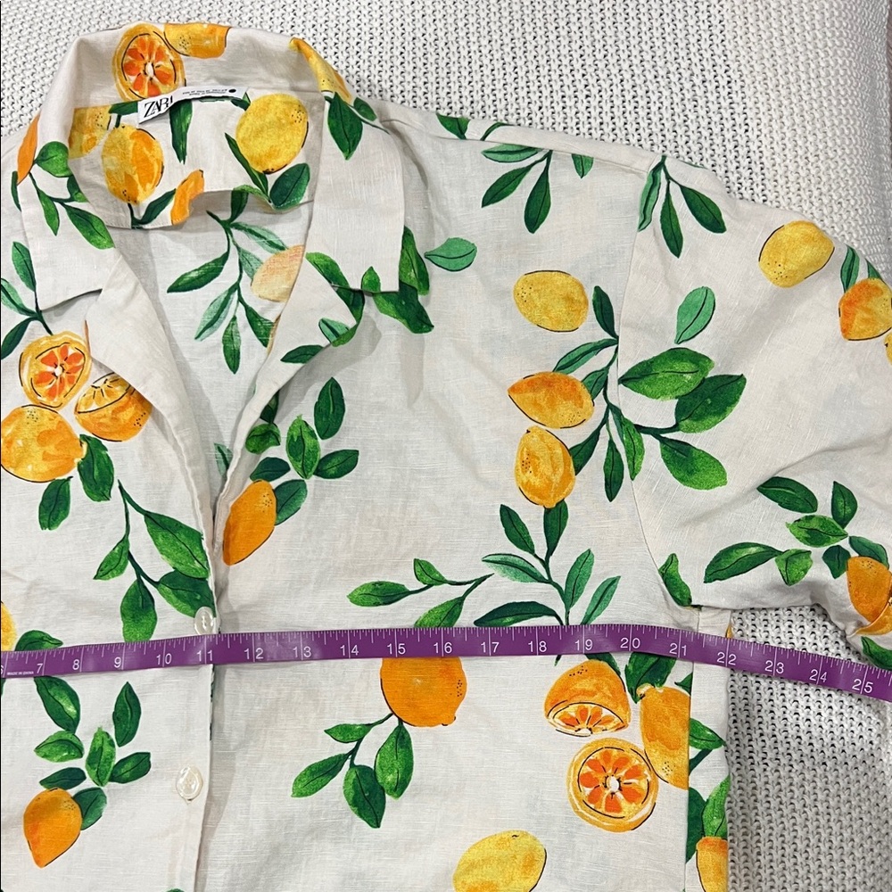 Zara Lemon Print Dress Shirt with White and Yellow Accents - Picture 9 of 11